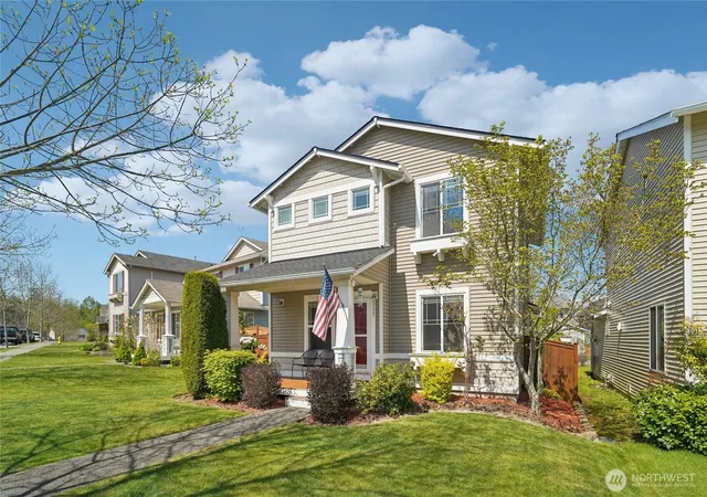 Photo 2 of Sale Pending at 5377 Timber Ridge Dr, Mount Vernon, WA 98273 | MLS# NWM2495441 | Listing updated on 2026-09-23