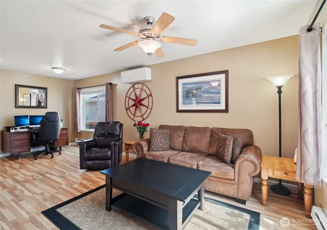 Photo 3 of Sale Pending at 5377 Timber Ridge Dr, Mount Vernon, WA 98273 | MLS# NWM2495441 | Listing updated on 2026-09-23