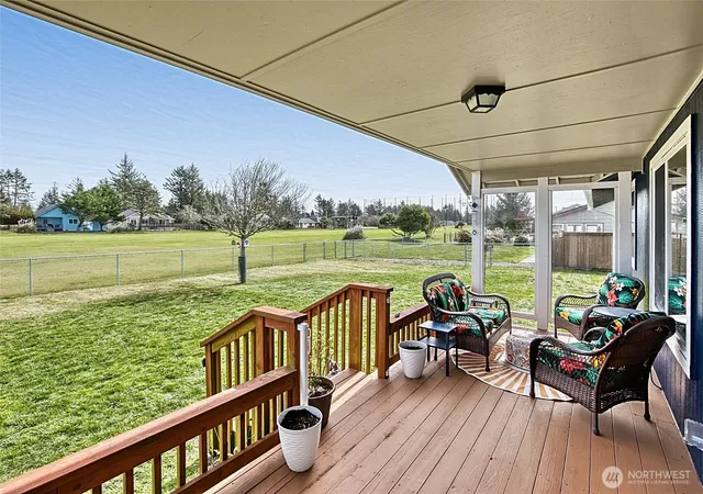 Photo 3 of Single family home for sale at 550 Canal Dr Ne, Ocean Shores, WA 98569 | MLS# NWM2495614 | Listing updated on 2026-10-11