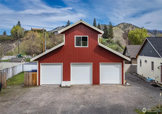 Photo 4 of Sale Pending at 5119 Regan Rd, Cashmere, WA 98815 | MLS# NWM2495674 | Listing updated on 2026-09-25