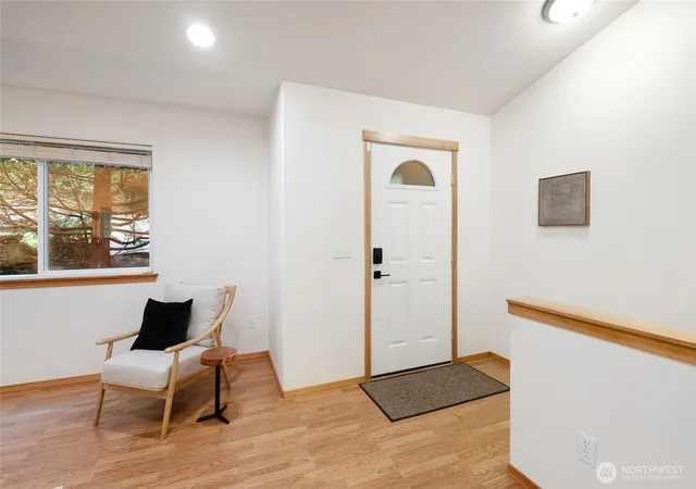 Photo 3 of Single family home for sale at 9 Shooting Star Ct, Bellingham, WA 98229 | MLS# NWM2495701 | Listing updated on 2026-09-30