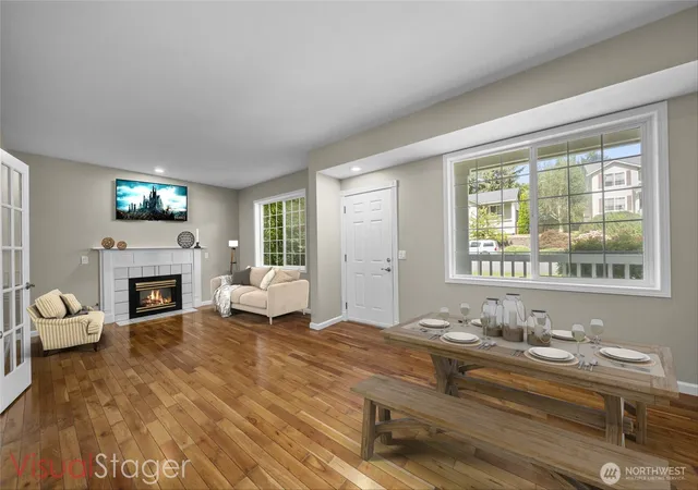 Photo 3 of Single family home for sale at 25401 Kanasket Dr, Black Diamond, WA 98010 | MLS# NWM2495765 | Listing updated on 2026-09-21