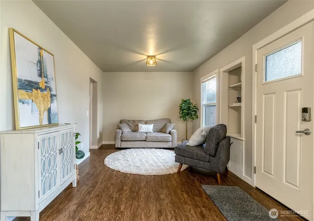 Photo 3 of Single family home for sale at 415 SE 5th Street, College Place, WA 99324 | MLS# NWM2495848 | Listing updated on 2026-09-21