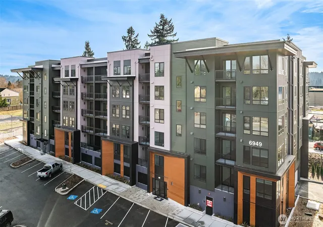 Photo 1 of Condo for sale at 6949 Ne 184th Lane #212, Kenmore, WA 98028 | MLS# NWM2495929 | Listing updated on 2026-10-02