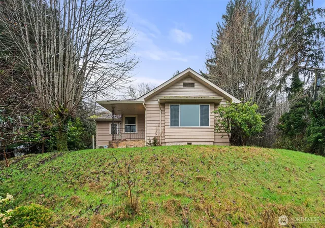 Photo 1 of Sale Pending at 1905 Gerber St, Raymond, WA 98577 | MLS# NWM2496734 | Listing updated on 2026-09-19