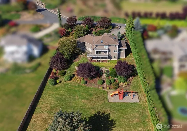 Photo 3 of Single family home for sale at 5801 51st Avenue Ct E, Tacoma, WA 98443 | MLS# NWM2496904 | Listing updated on 2026-09-23