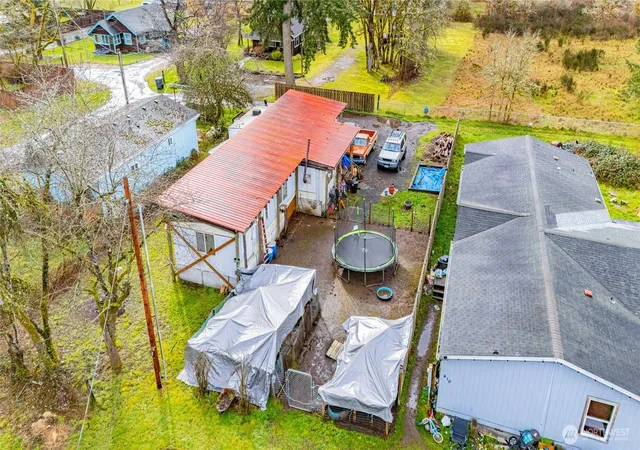 Photo 2 of Manufactured home for sale at 408 W Eagle Ave, Oakville, WA 98568 | MLS# NWM2496989 | Listing updated on 2026-07-07
