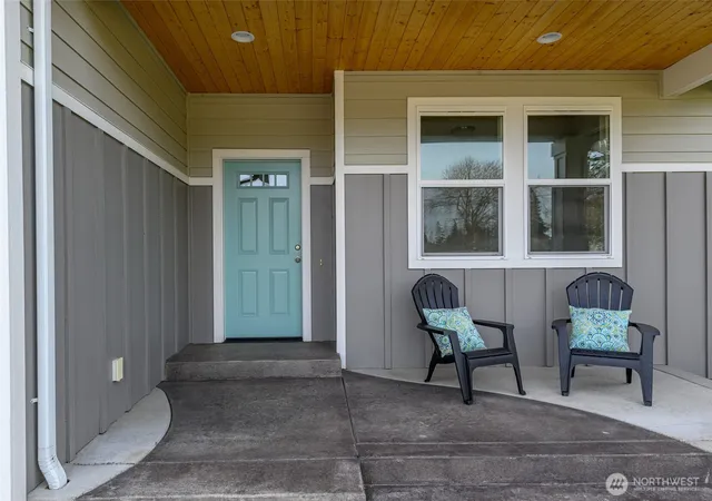Photo 2 of Sale Pending at 1768 E Rio Vista Ave, Burlington, WA 98233 | MLS# NWM2497219 | Listing updated on 2026-09-21