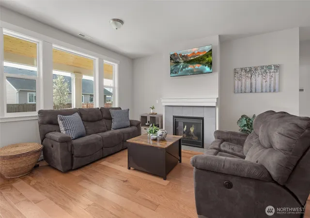 Photo 3 of Sale Pending at 1768 E Rio Vista Ave, Burlington, WA 98233 | MLS# NWM2497219 | Listing updated on 2026-09-21