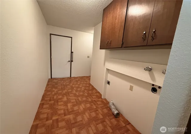 Photo 4 of Single family home for sale at 1427 Wilkenson St, Milton Freewater, OR 97862 | MLS# NWM2497550 | Listing updated on 2026-09-29