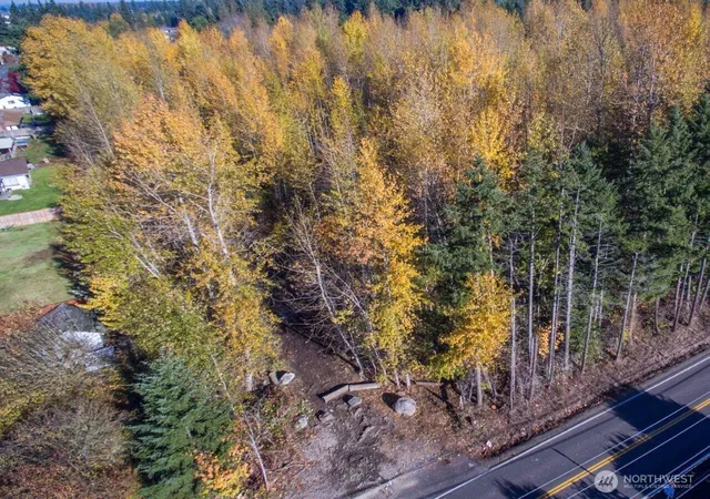 Photo 3 of Sale Pending at 10313 136th Street E, Puyallup, WA 98374 | MLS# NWM2497657 | Listing updated on 2026-07-10