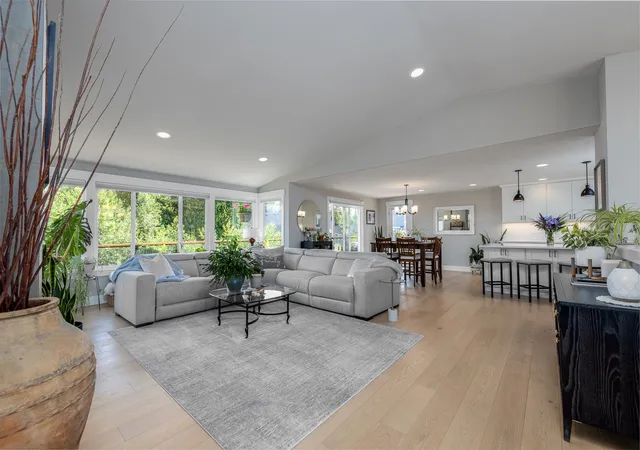 Photo 3 of Single family home for sale at 17407 3rd Avenue Se, Bothell, WA 98012 | MLS# NWM2497665 | Listing updated on 2026-09-29