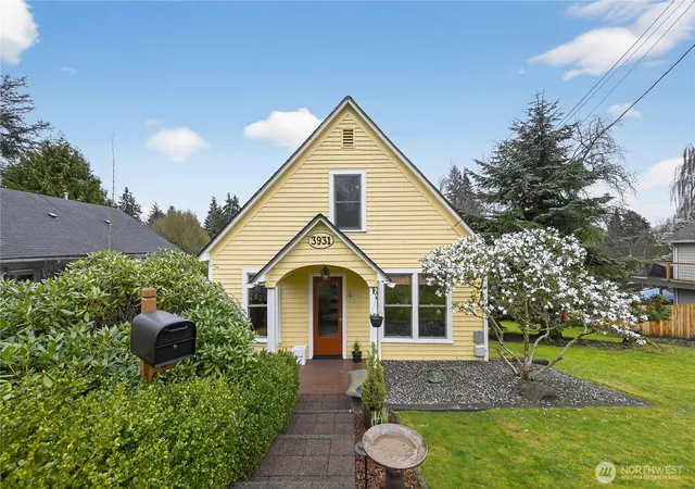 Photo 1 of Sale Pending at 3931 Friday Ave, Everett, WA 98201 | MLS# NWM2497887 | Listing updated on 2026-08-13