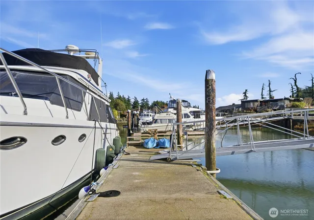 Photo 3 of Sale Pending at 138 Lummi Dr, La Conner, WA 98257 | MLS# NWM2497935 | Listing updated on 2026-09-25