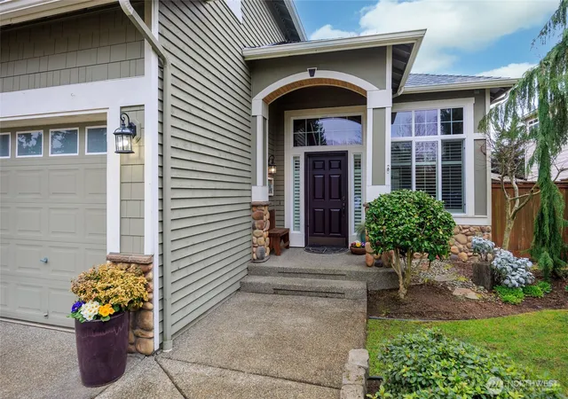 Photo 3 of Single family home for sale at 17001 31st Drive Se, Bothell, WA 98012 | MLS# NWM2498275 | Listing updated on 2026-09-18