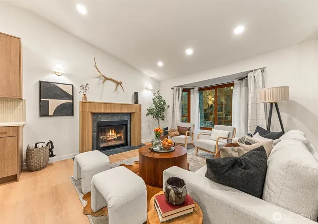 Photo 3 of Single family home for sale at 15817 Se Newport Way, Bellevue, WA 98006 | MLS# NWM2498910 | Listing updated on 2026-09-25