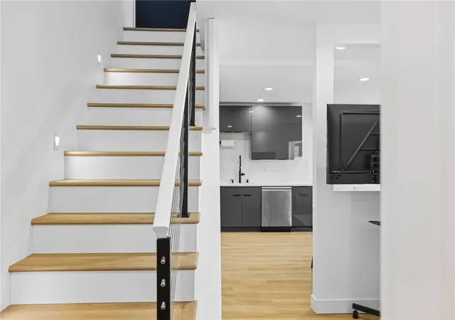 Photo 2 of Single family home for sale at 4047 25th Avenue W, Seattle, WA 98199 | MLS# NWM2498928 | Listing updated on 2026-10-15