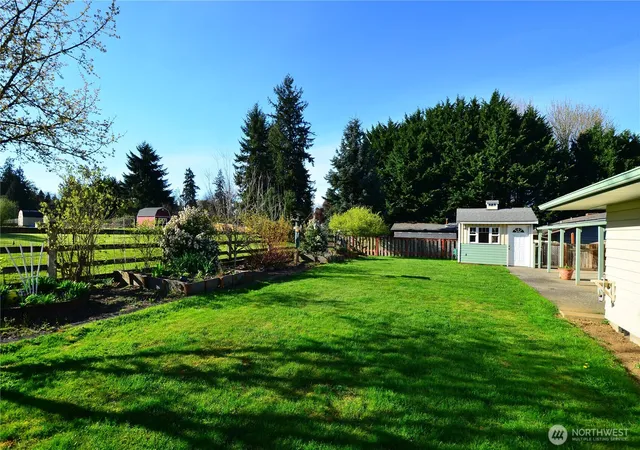 Photo 2 of Sale Pending at 14712 Broadway Ave, Snohomish, WA 98296 | MLS# NWM2499084 | Listing updated on 2026-09-25