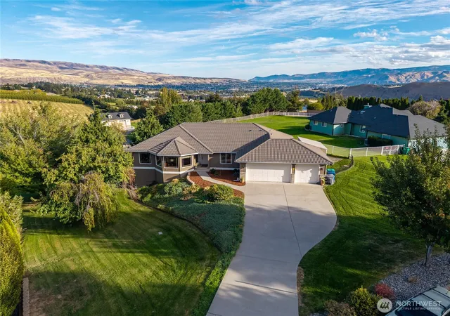 Photo 37 of Single family home for sale at 3555 Westridge Pl, Wenatchee, WA 98801 | MLS# NWM2499116 | Listing updated on 2026-10-04