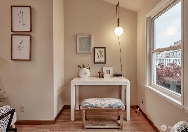 Photo 4 of Condo for sale at 909 N 35th Street #402, Seattle, WA 98103 | MLS# NWM2499175 | Listing updated on 2026-09-30