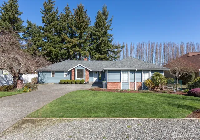 Photo 2 of Single family home for sale at 170 Hurricane Ridge Dr, Sequim, WA 98382 | MLS# NWM2499241 | Listing updated on 2026-10-02