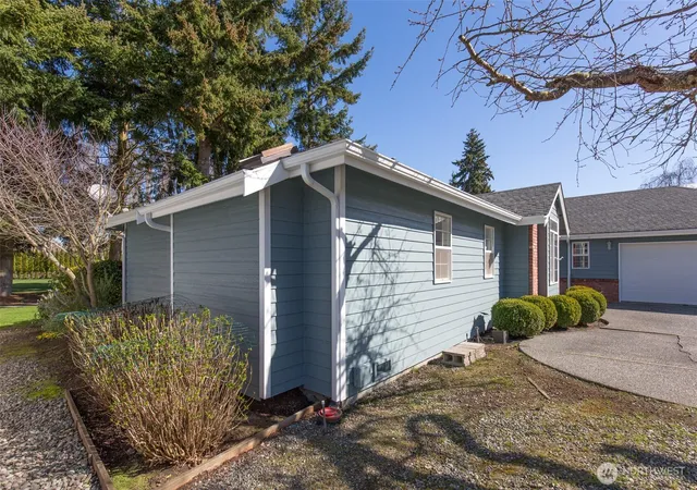 Photo 3 of Single family home for sale at 170 Hurricane Ridge Dr, Sequim, WA 98382 | MLS# NWM2499241 | Listing updated on 2026-10-02