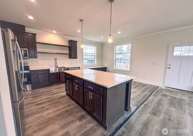 Photo 4 of Sale Pending at 2101 Glacier St #80, Enumclaw, WA 98022 | MLS# NWM2499505 | Listing updated on 2026-09-25