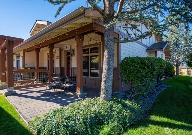Condo for sale at 123 Red Hawk Dr, Orondo, WA 98843 | MLS# NWM2499532