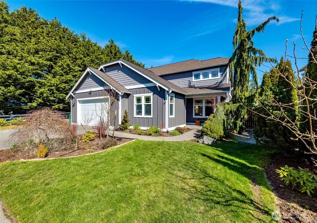 Photo 2 of Sale Pending at 2514 Fir Crst Blvd, Anacortes, WA 98221 | MLS# NWM2499562 | Listing updated on 2026-09-22