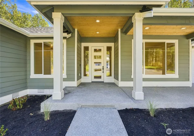 Photo 3 of Single family home for sale at 2128 277th Place Ne, Arlington, WA 98223 | MLS# NWM2499682 | Listing updated on 2026-10-01