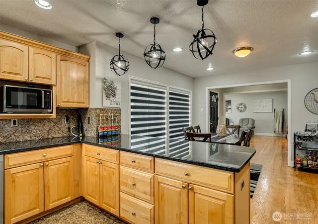 Photo 4 of Single family home for sale at 2126 Lewis River Rd, Woodland, WA 98674 | MLS# NWM2499730 | Listing updated on 2026-09-27