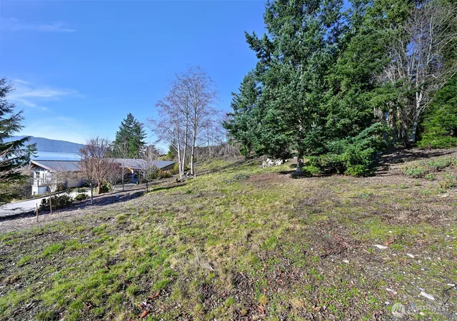 Photo 3 of Land for sale at 405 Arbutus Pl, Bellingham, WA 98225 | MLS# NWM2499782 | Listing updated on 2026-10-20