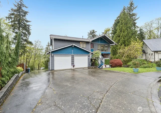 Photo 2 of Single family home for sale at 511 S 31st Street, Renton, WA 98055 | MLS# NWM2499894 | Listing updated on 2026-09-18