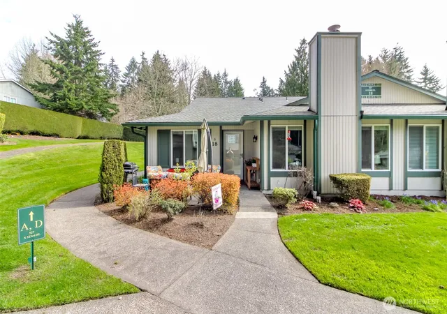 Photo 3 of Sale Pending at 527 South 323rd Pl #18B, Federal Way, WA 98003 | MLS# NWM2499993 | Listing updated on 2026-09-25