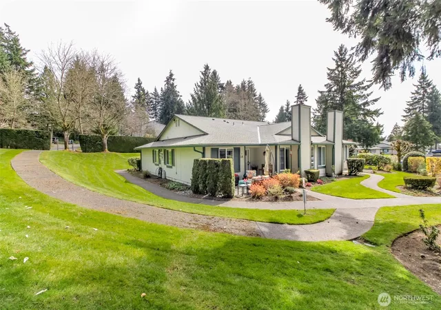 Photo 4 of Sale Pending at 527 South 323rd Pl #18B, Federal Way, WA 98003 | MLS# NWM2499993 | Listing updated on 2026-09-25