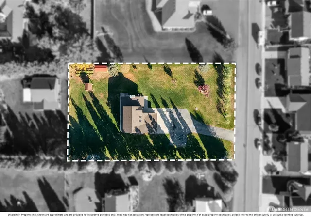 Photo 4 of Single family home for sale at 530 S Lynn, East Wenatchee, WA 98802 | MLS# NWM2500614 | Listing updated on 2026-09-30
