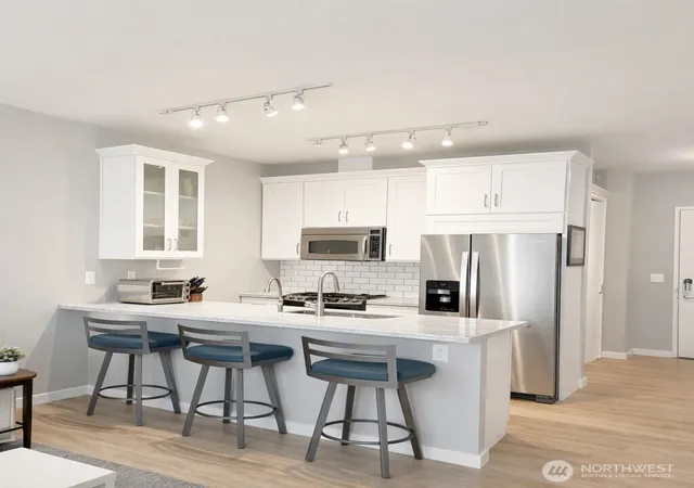 Photo 3 of Sale Pending at 1414 12th Avenue #411, Seattle, WA 98122 | MLS# NWM2500924 | Listing updated on 2026-09-25