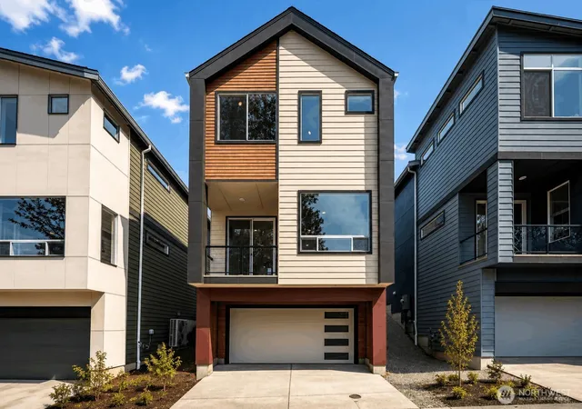 Photo 3 of Single family home for sale at 4027 Aberdeen Way Ne, Renton, WA 98056 | MLS# NWM2500993 | Listing updated on 2026-10-01