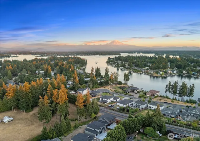 Photo 2 of Single family home for sale at 1517 176th Avenue Ct E, Lake Tapps, WA 98391 | MLS# NWM2501468 | Listing updated on 2026-09-29