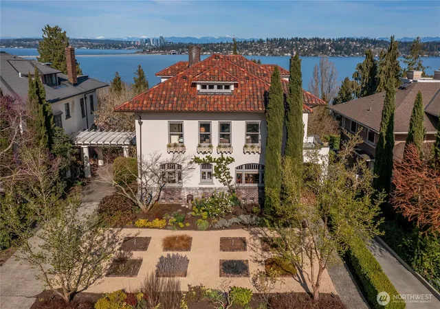 Photo 1 of Mansion for sale at 2844 Cascadia Ave S, Seattle, WA 98144 | MLS# NWM2501503 | Listing updated on 2026-09-22