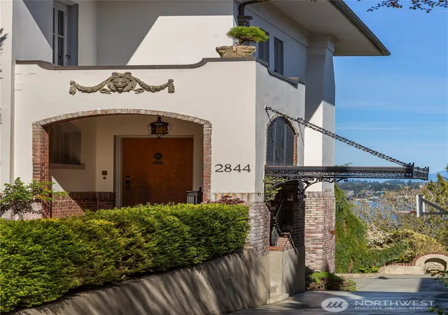 Photo 3 of Mansion for sale at 2844 Cascadia Ave S, Seattle, WA 98144 | MLS# NWM2501503 | Listing updated on 2026-09-22