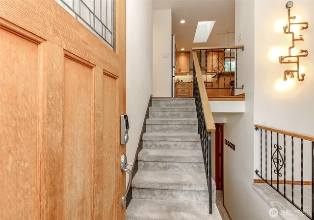 Photo 3 of Single family home for sale at 7902 64th Street Ct W, University Place, WA 98467 | MLS# NWM2501509 | Listing updated on 2026-09-24