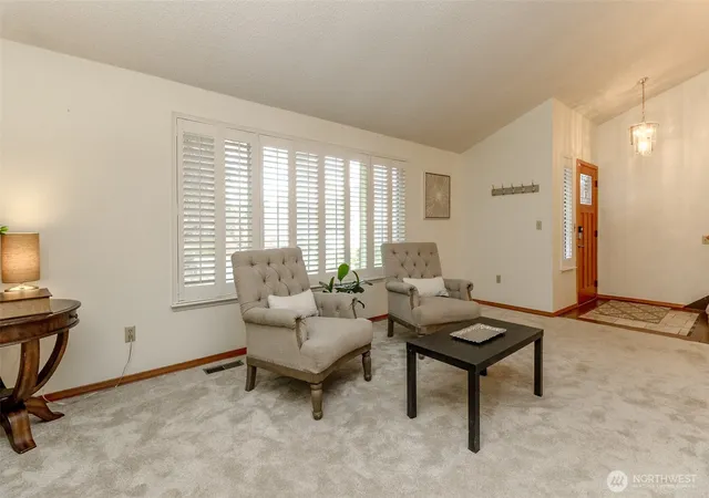 Photo 4 of Single family home for sale at 7902 64th Street Ct W, University Place, WA 98467 | MLS# NWM2501509 | Listing updated on 2026-09-24
