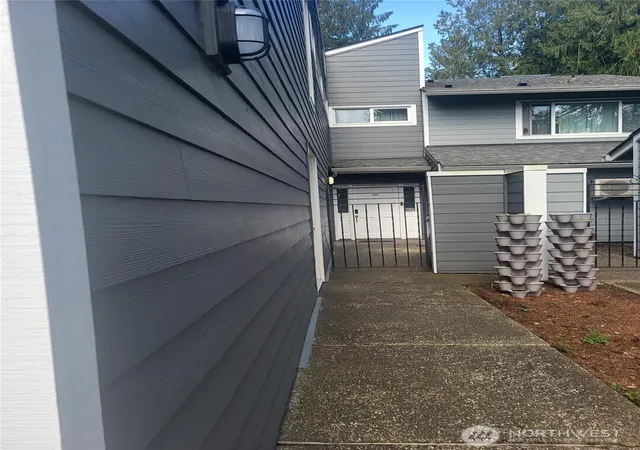 Photo 1 of Sale Pending at 1500 Sw Lake Park Dr #26, Tumwater, WA 98512 | MLS# NWM2501824 | Listing updated on 2026-09-25