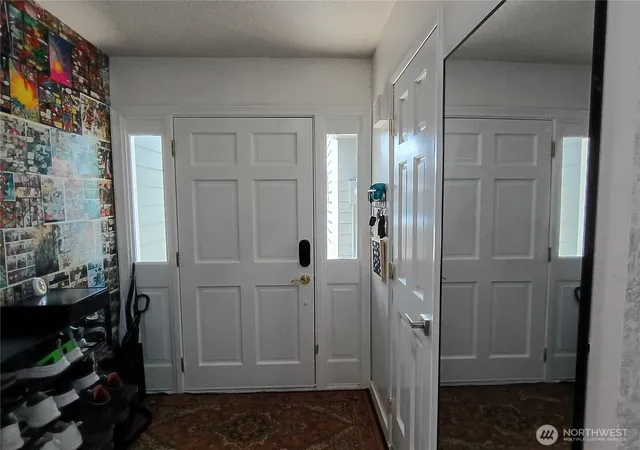 Photo 3 of Sale Pending at 1500 SW Lake Park Dr #26, Tumwater, WA 98512 | MLS# NWM2501824 | Listing updated on 2026-09-25