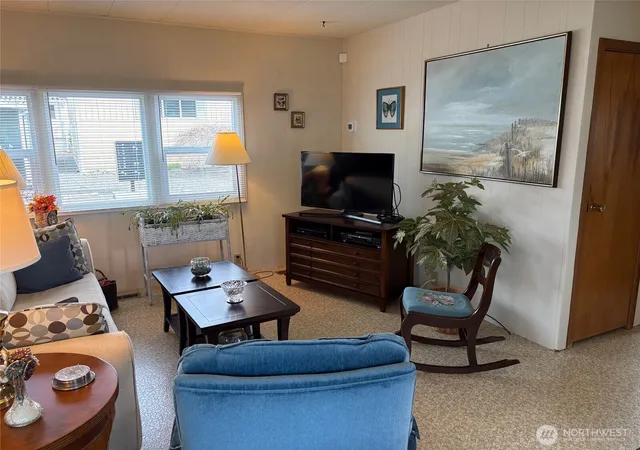 Photo 3 of Manufactured home for sale at 1200 Lincoln St #255, Bellingham, WA 98229 | MLS# NWM2501989 | Listing updated on 2026-09-26