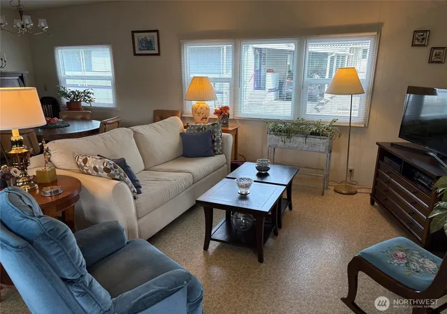 Photo 4 of Manufactured home for sale at 1200 Lincoln St #255, Bellingham, WA 98229 | MLS# NWM2501989 | Listing updated on 2026-09-26