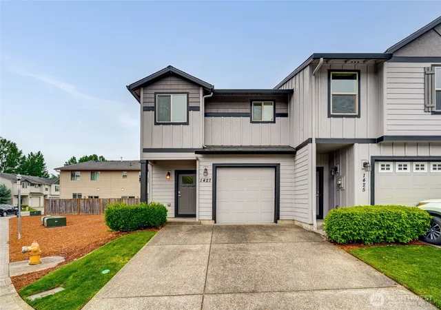 Photo 3 of Single family home for sale at 1427 Ne 83rd Drive, Vancouver, WA 98665 | MLS# NWM2502055 | Listing updated on 2026-09-28