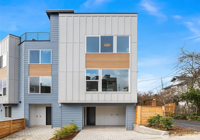 Photo 2 of Sale Pending at 219 Ne 75th Street, Seattle, WA 98115 | MLS# NWM2502102 | Listing updated on 2026-10-20