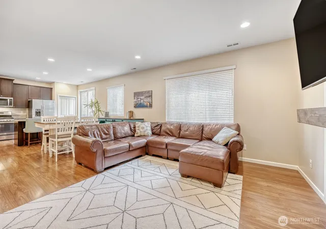 Photo 4 of Single family home for sale at 16720 80th Avenue Ct E, Puyallup, WA 98375 | MLS# NWM2502130 | Listing updated on 2026-09-29